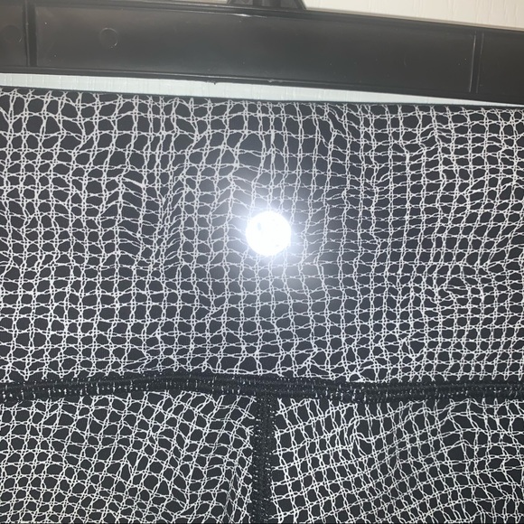 LULULEMON leggings black white reflective logo - Picture 13 of 14